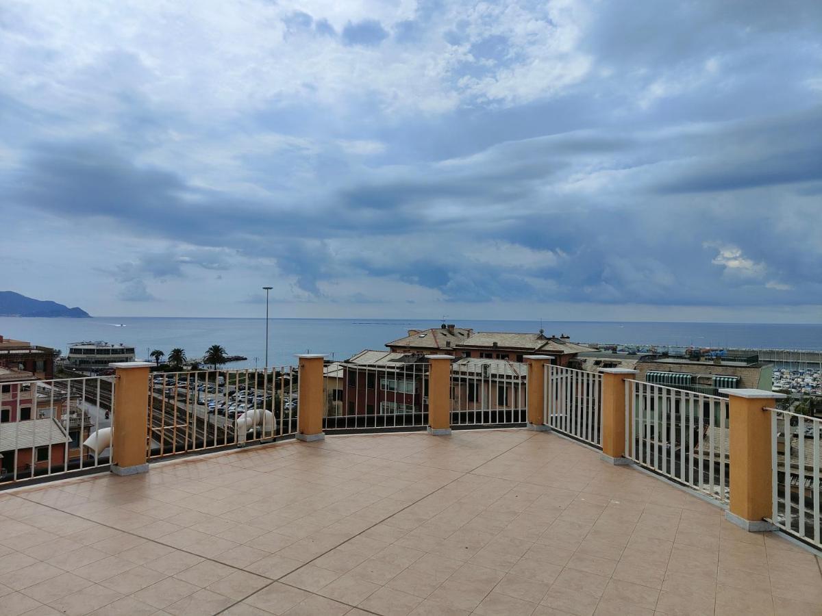 Elenaesimone Apartment Lavagna Bagian luar foto