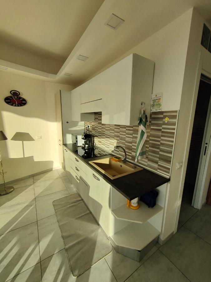 Elenaesimone Apartment Lavagna Bagian luar foto