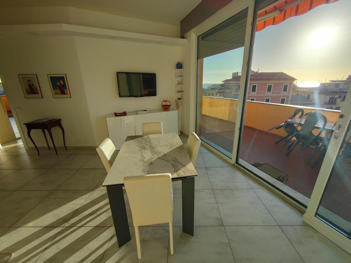 Elenaesimone Apartment Lavagna Bagian luar foto