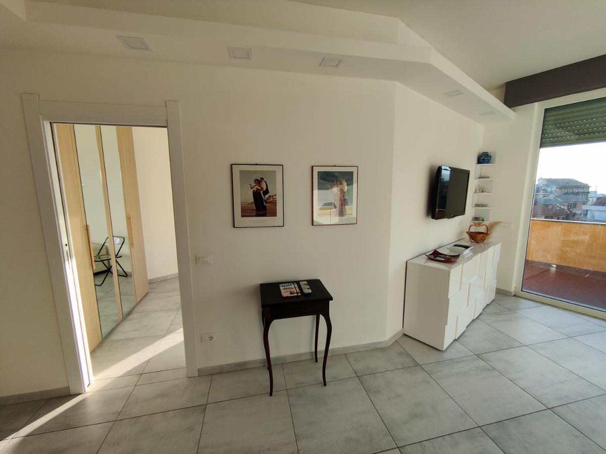 Elenaesimone Apartment Lavagna Bagian luar foto